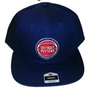 Detroit Pistons Mens Blue Snapback hat Cap Classic Logo New Tags Nba